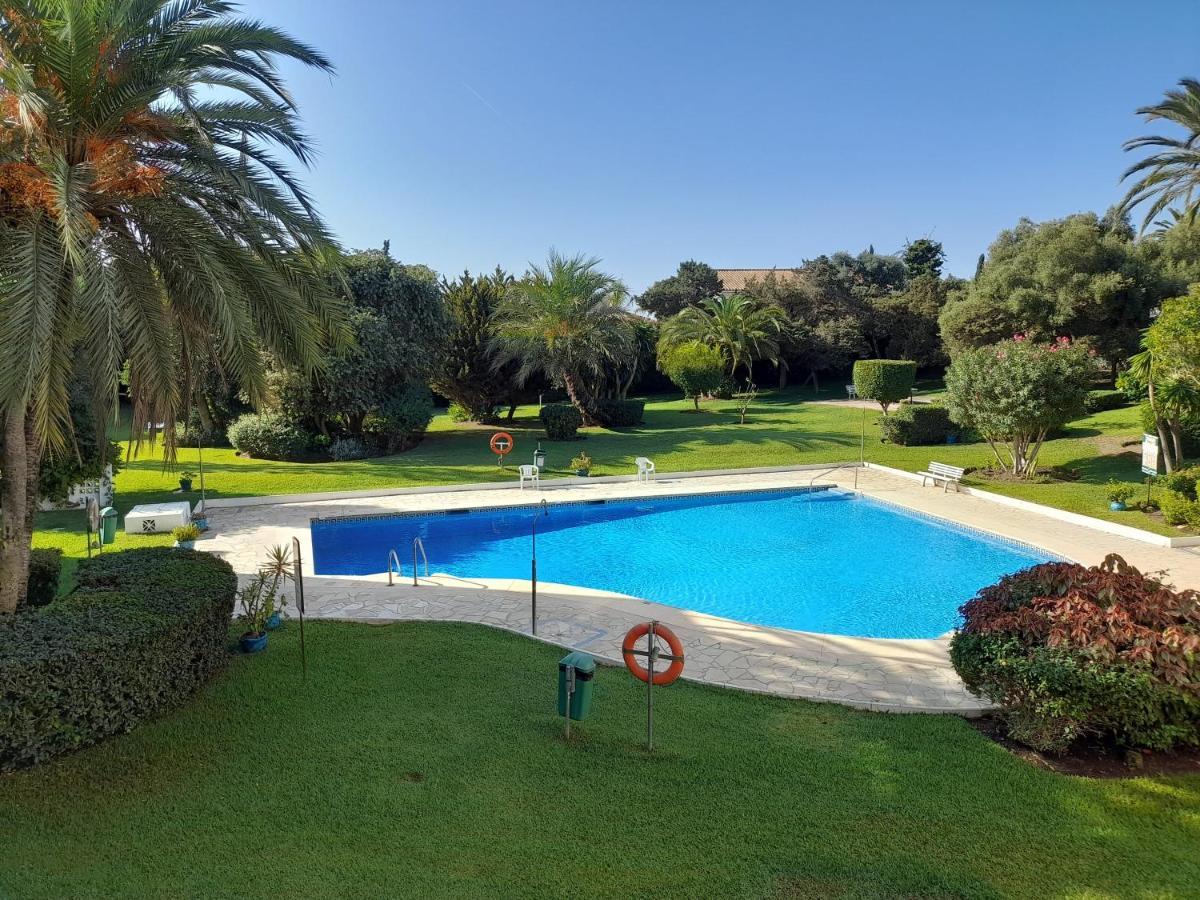 Apartment With Pool Near The Beach Marbella Kültér fotó