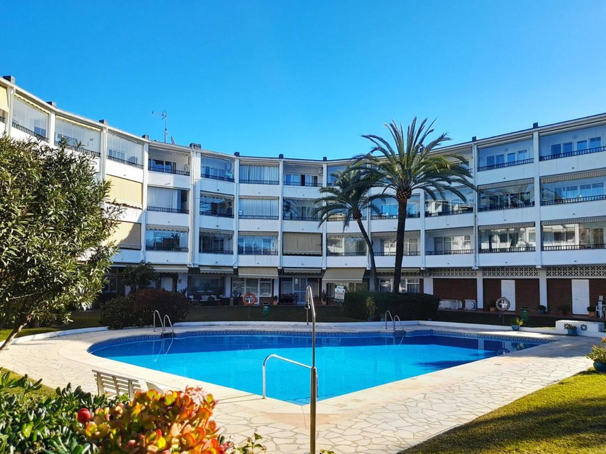 Apartment With Pool Near The Beach Marbella Kültér fotó