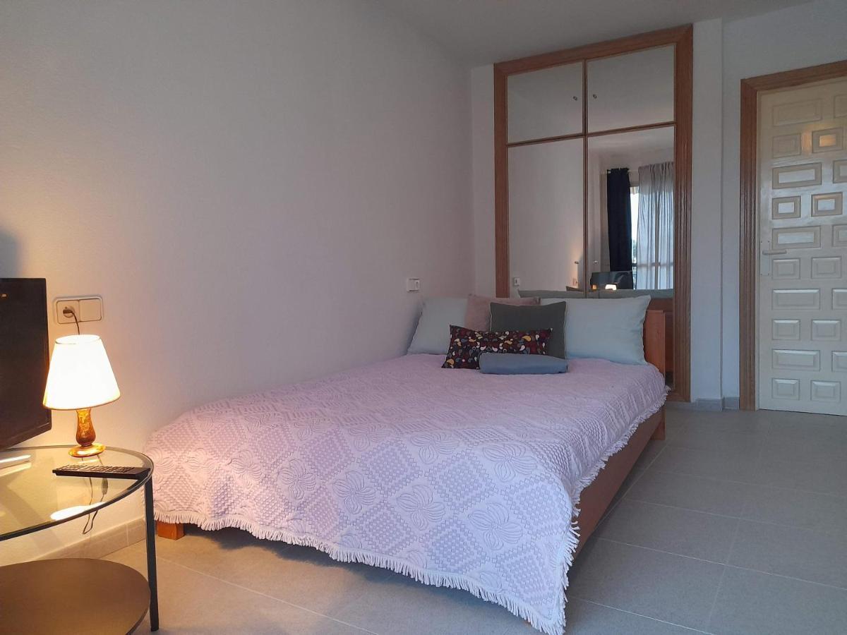 Apartment With Pool Near The Beach Marbella Kültér fotó